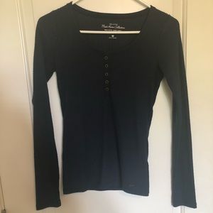 NWOT Hollister Long Sleeve Henley Tee